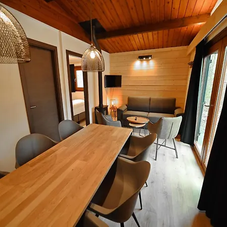 Detached Chalet With 2 Bedrooms